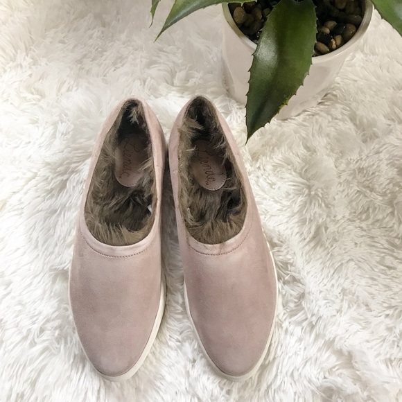 SOLD - Picture 3 of 5